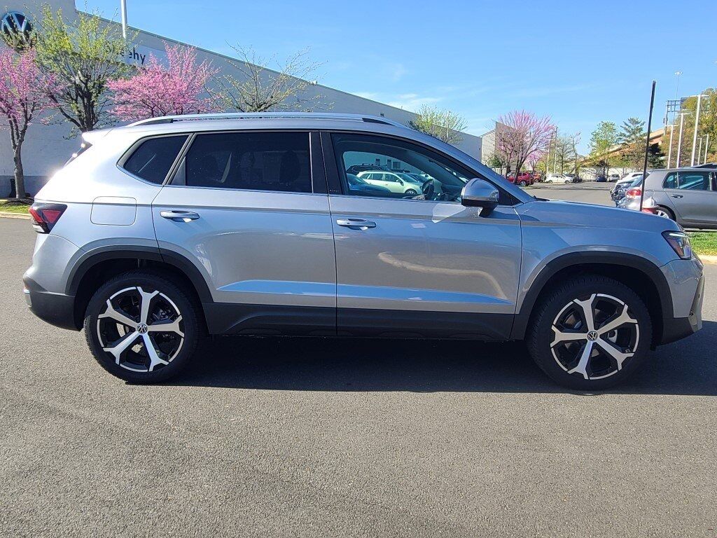 2025 Volkswagen Taos 1.5T SEL Springfield VA