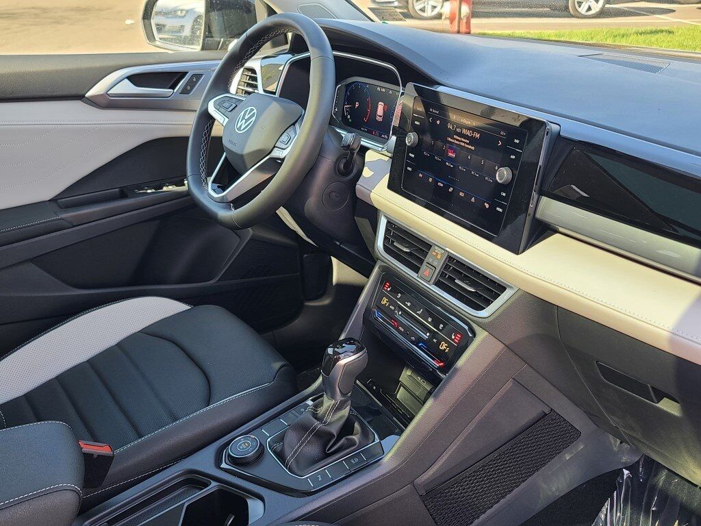 2025 Volkswagen Taos 1.5T SEL Springfield VA