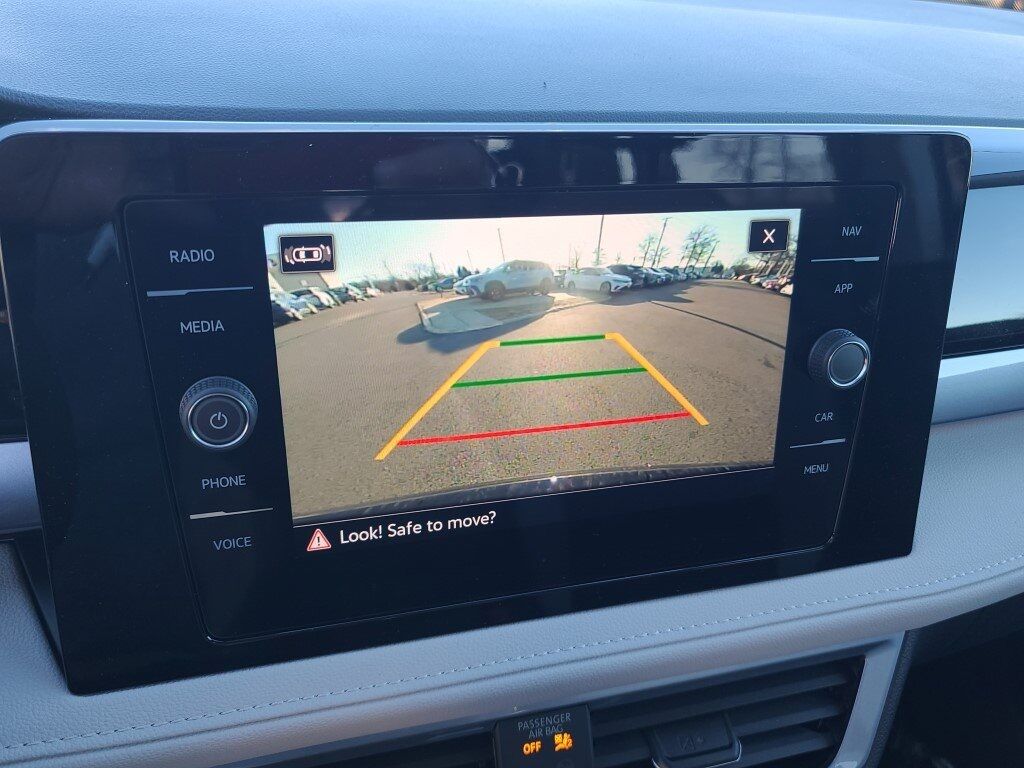 2025 Volkswagen Taos 1.5T SEL Springfield VA