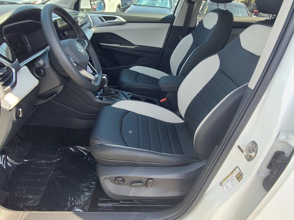 2025 Volkswagen Taos 1.5T SEL Springfield VA