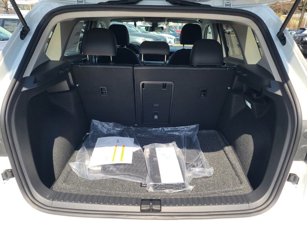 2025 Volkswagen Taos 1.5T SEL Springfield VA